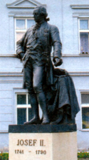Памятник Иосифу II в Уничове (Чехия)