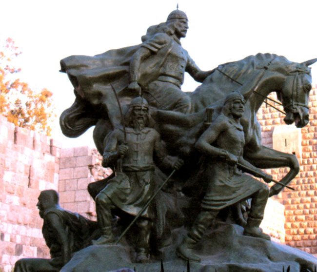 Памятник Салах-ад-Дину в Дамаске