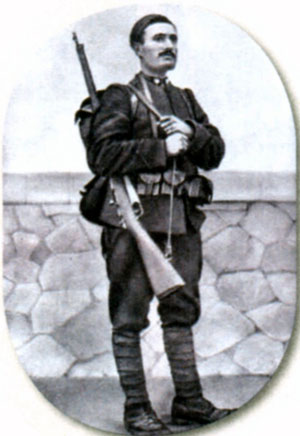 Муссолини в итальянской военной форме. 1917 г.